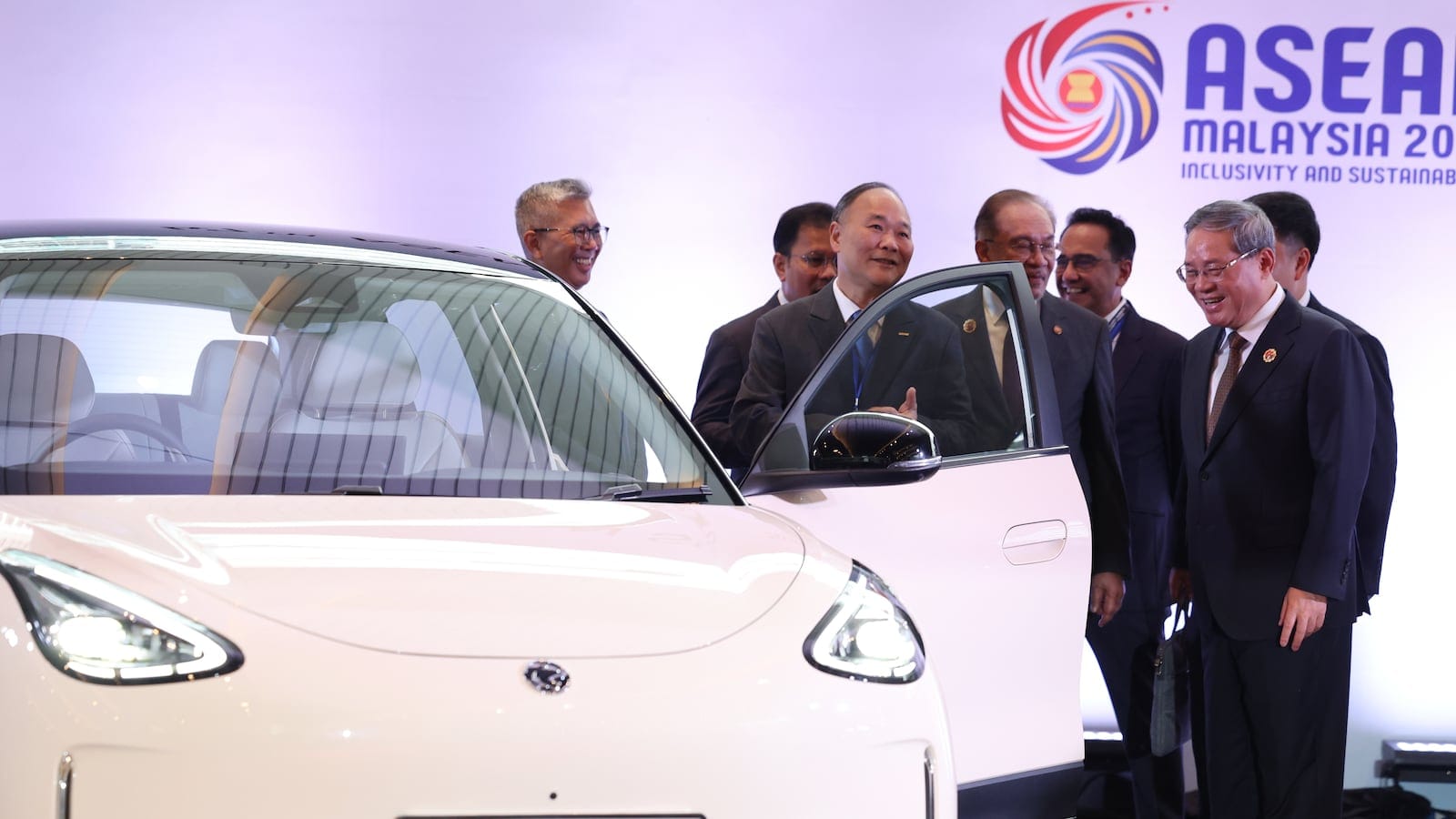 🌍 Frontier Markets News, October 31st 2025